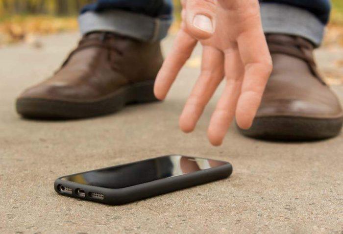 What to do if you find a phone on the street