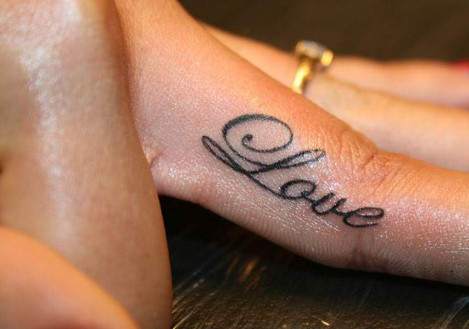 Finger tattoos for girls. Inscriptions, sketches and their meaning of small tattoos 