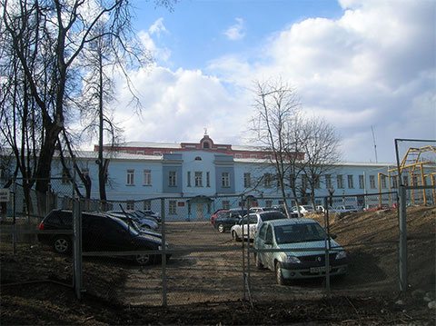 Vladimir Central: facade overlooking Bolshaya Nizhegorodskaya